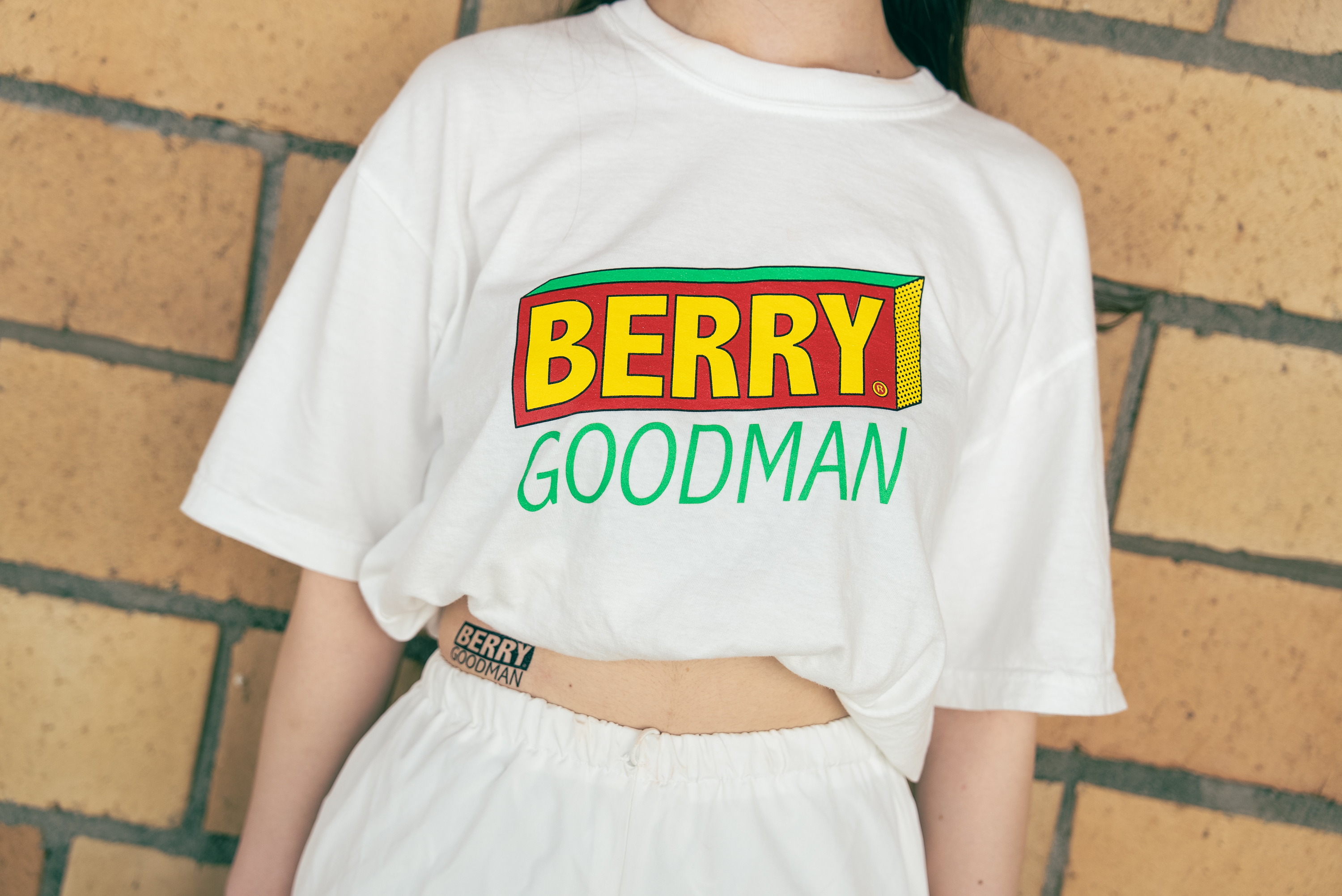 MOCA PRODUCE ロゴTシャツ2025