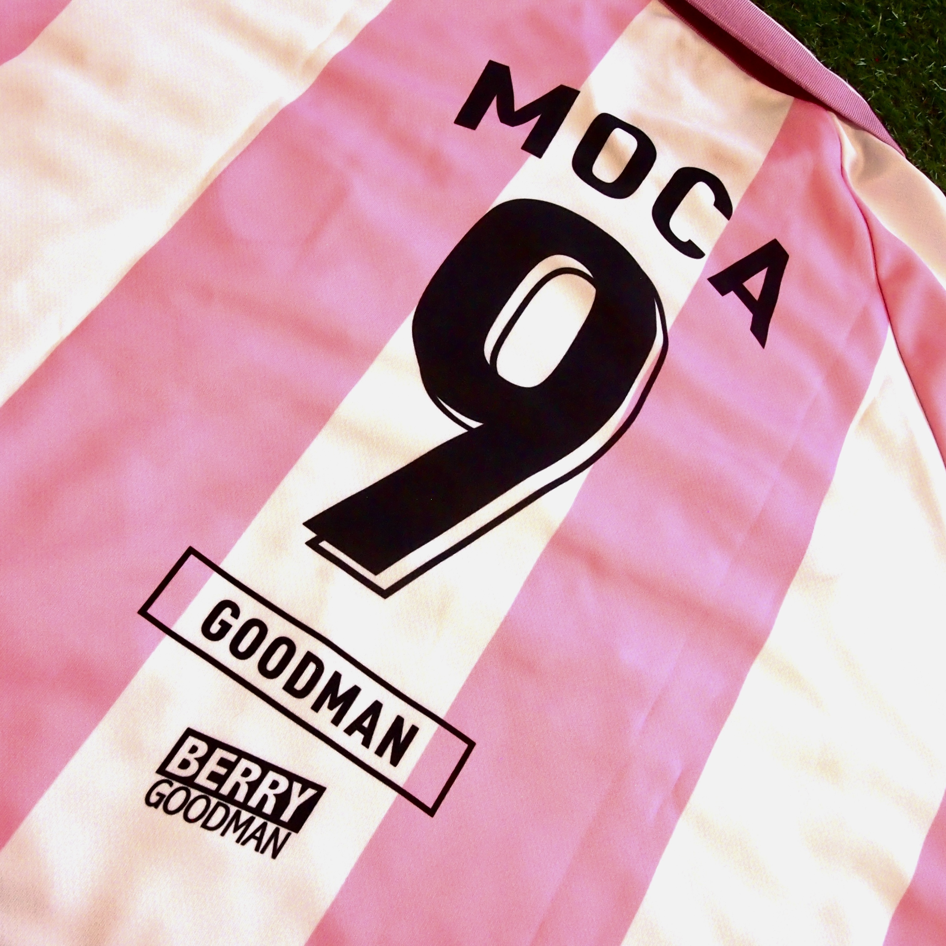 MOCAモデル｜ベリグ代表サッカーシャツ