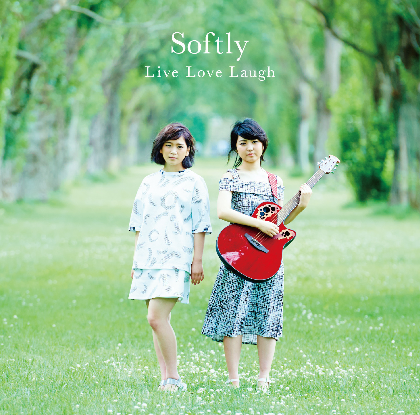 2nd album「Live Love Laugh」